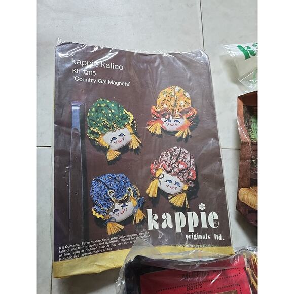 Vtg Lot of 7 Embroidered Cross Stitch Needlecraft Art Crafts Model Crafting Kits - Picture 4 of 8